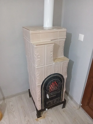 Soba de teracota si semineu - imagine 4