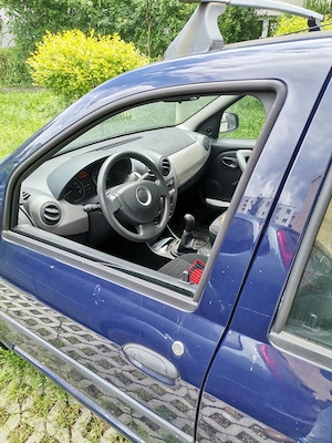 Dacia Logan 2010 - imagine 5