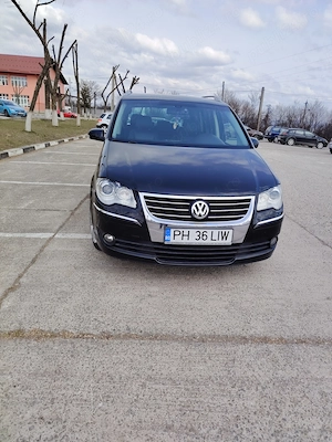 Vând Vw Touran DSG 2008 - imagine 3