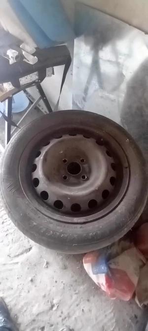 Jante tabla 15 inch Toyota Yaris 2012 - imagine 3