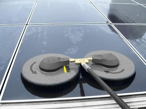 Servicii Profesionale De Spălat Panouri Fotovoltaice La Înălțime cu Nacela prb 20.5 