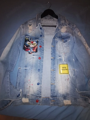 Vând jachetă de blugi 