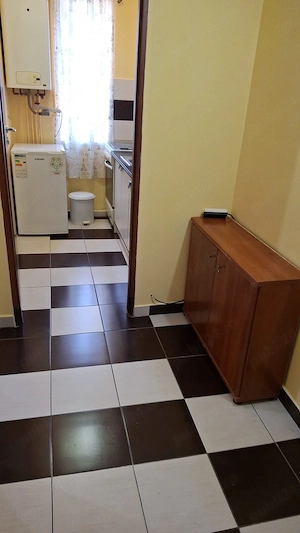 Garsoniera moderna de inchiriat - imagine 3