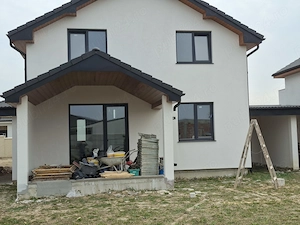 Vand casa tip P+M Martinesti