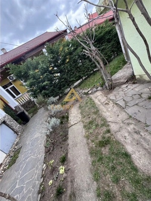 Casa ultracentrala langa Parcul Municipal Regina Maria la pret de neratat - imagine 7