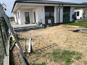 Proprietar, vand casa tip duplex.