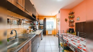 Comision 0 %  Apartament decomandat 3 camere, etajul 3/5 - imagine 12