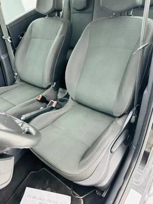 RENAULT CLIO - imagine 17