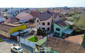  VILA DEOSEBITĂ DE VÂNZARE ÎN ARAD – ZONA CENTRALĂ - imagine 11