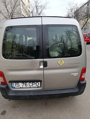 Vând urgent Peugeot Partner  - imagine 3