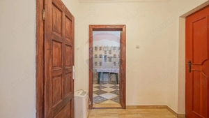 Casă autentică cu teren de 1310 mp, liniște și acces rapid către oraș - imagine 13