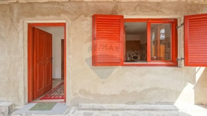 Casă autentică cu teren de 1310 mp, liniște și acces rapid către oraș - imagine 7