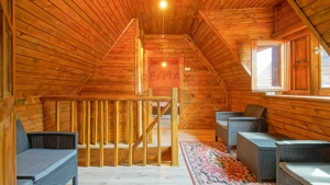 Casă autentică cu teren de 1310 mp, liniște și acces rapid către oraș - imagine 20