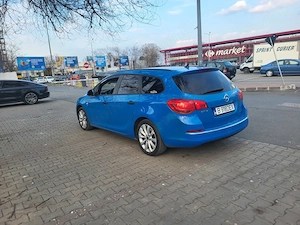 Opel Astra j sports tourer - imagine 4
