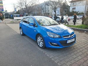 Opel Astra j sports tourer - imagine 8