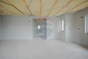 De vânzare casă semifinisată cu 3 camere, 455 mp teren, în Cihei - imagine 8
