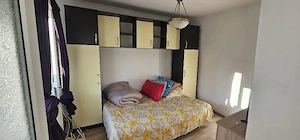 inchiriez 2 camere la curte  - imagine 2