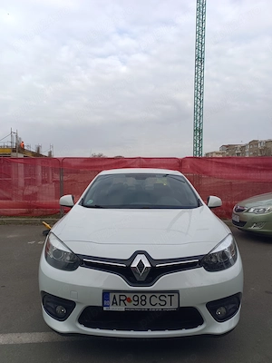 Vând licență taxi cu mașina Renault Fluence GPL
