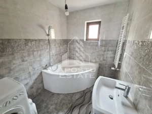 Casă spațioasă 320 mp, teren 1207 mp, central în Pesac - imagine 6
