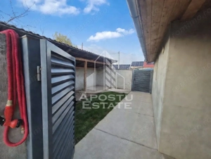 Casă în Pesac – 288 m², 2 locuințe, oportunitate rară - imagine 18