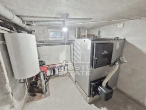 Casă în Pesac – 288 m², 2 locuințe, oportunitate rară - imagine 3