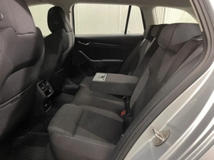 Skoda Octavia - imagine 11