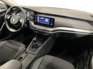 Skoda Octavia - imagine 9