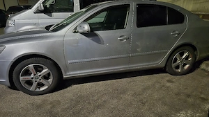 skoda octavia sedan  - imagine 4