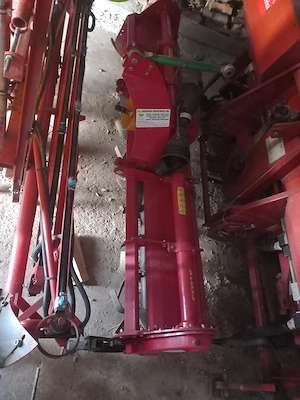 Vând freza 2.4m forte profesionala - imagine 4