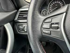 BMW Seria 3 SW 2.0 Diesel 140 CP An 2014 xDrive - imagine 19