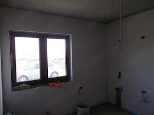 Casa individuala, Sacalaz, neterminata, P+M, 4 camere, 641mp teren, comision=0% - imagine 8