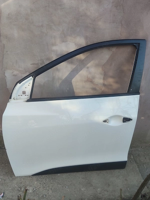 Vând ușa stânga Hyundai ix 35 - imagine 2