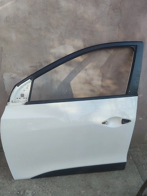 Vând ușa stânga Hyundai ix 35 - imagine 3