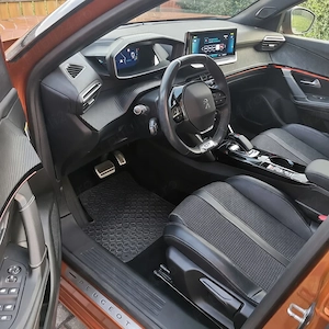 2021 Peugeot e2008, full electric, 50kwh, 65.000 km - imagine 7