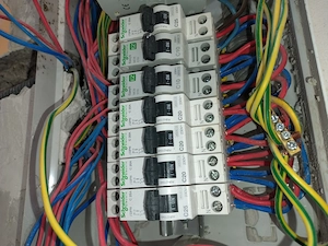 Executam instalații electrice de înaltă calitate  - imagine 3