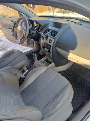 Vand Megane 2 benzina + GPL - imagine 9