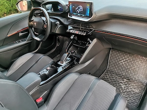 2021 Peugeot e2008, full electric, 50kwh, 65.000 km - imagine 8