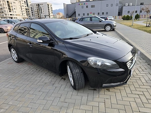 Volvo V40 D2 Eco Automat, 1.6 diesel, consum mic, tapiterie piele, revizii la zi