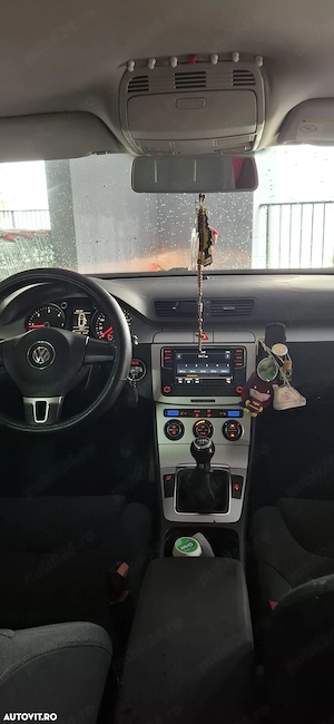 Volkswagen Passat 2.0 TDI Comfortline DPF - imagine 2