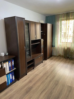 Vând apartament Motru, Gorj