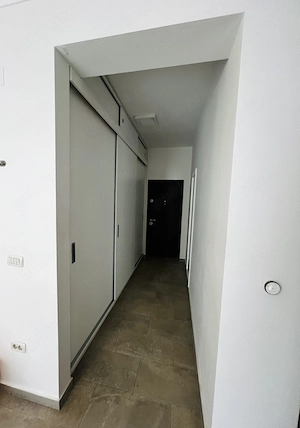 Proprietar, inchiriez apartament 3 camere - imagine 2