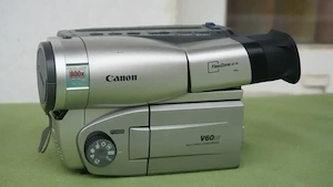  Camera video Hi8 Canon model V60 