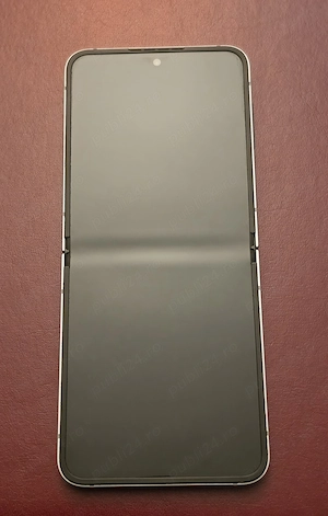 Samsung Galaxy Z Flip 6 512GB 12 GB RAM - imagine 3