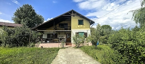 Casa Breaza zona centrala , in planul doi , fara poluare fonica  - imagine 9