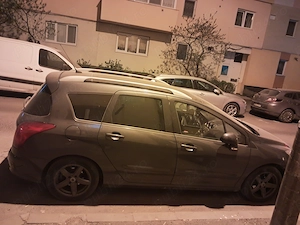 Vand Peugeot 307SW,motor 1,6 DCI,2011,panoramic - imagine 4