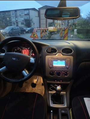 Ford focus 1.6 TDCi - 109 CP - 2008 - 1800 euro negociabil - imagine 6