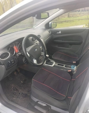 Ford focus 1.6 TDCi - 109 CP - 2008 - 1800 euro negociabil - imagine 8