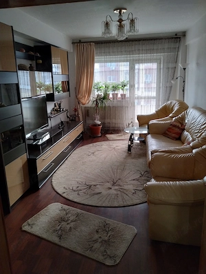 vand apartament 3 camere cofort 1 dec zona centrala - imagine 2