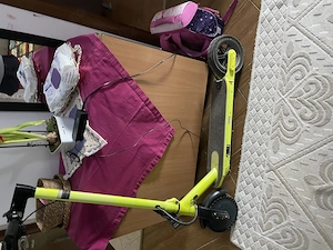 Vând trotinetă Lego merge foarte bine 