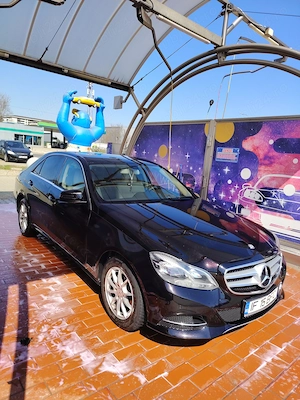 Mercedes Benz E Class e220d pachet Avantgarde 